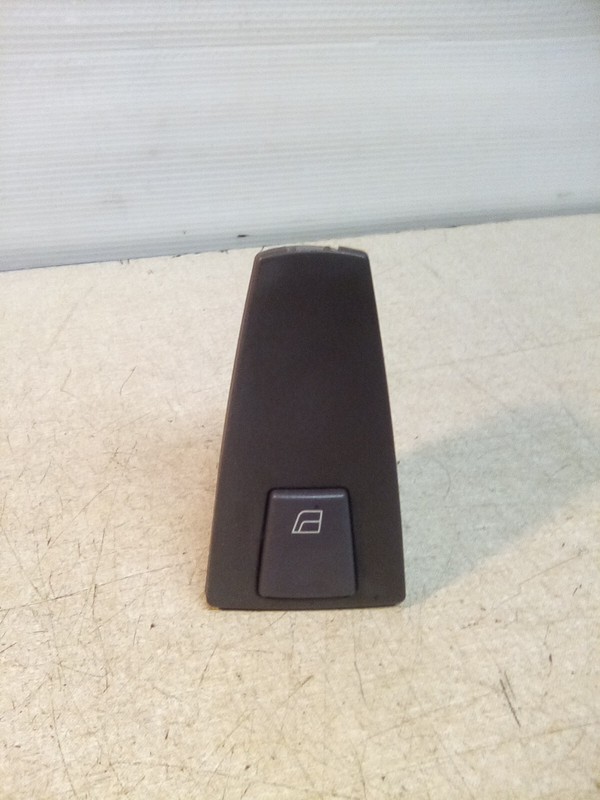 Volvo VNL 22569491-P01 Window Switch, Grey