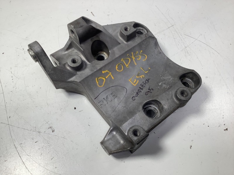 05-09 Honda Odyssey EX-L/EXL-T Compressor Bracket 38930-RGM-A00 OEM