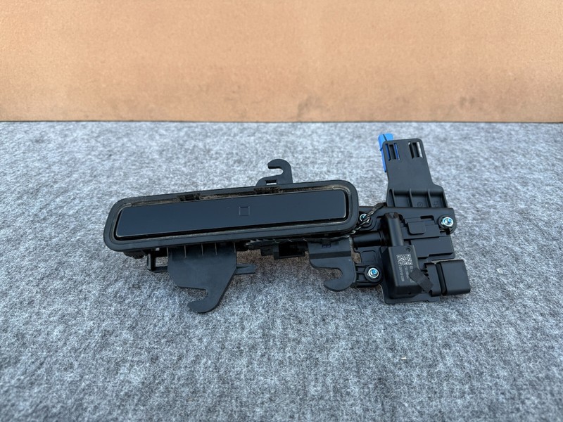 HYUNDAI IONIQ 5 2022-2025 OEM FRONT LEFT DRIVER EXTERIOR DOOR HANDLE ASY (BLACK)