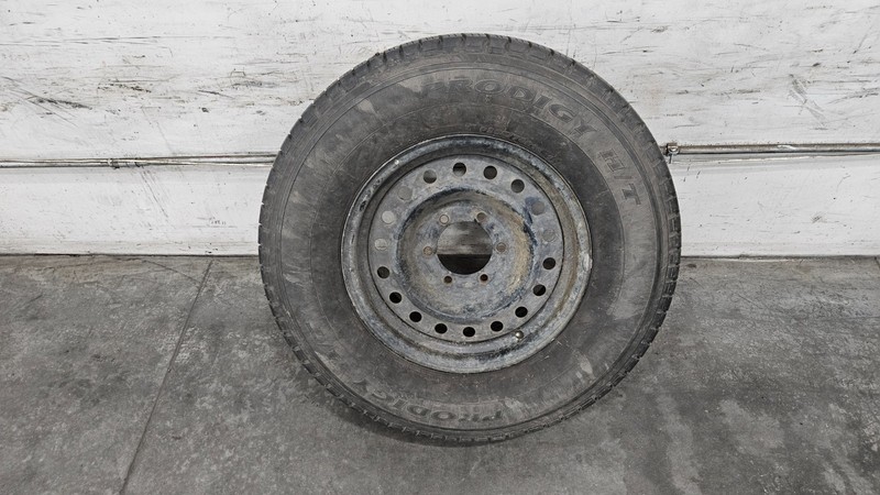 2002 Toyota 4Runner OEM 16" Wheel / Tire Spare #0213 KK2