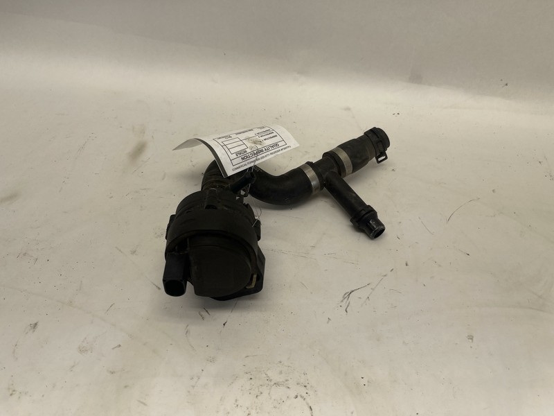 2012-2018 MERCEDES CLS550 C218 ENGINE COOLANT AUXILIARY WATER PUMP OEM