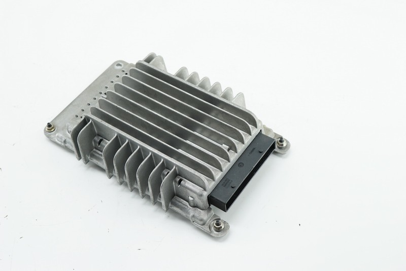 AUDI A4 S4 Amplifier Amp Bose OEM 2004 - 2006 *