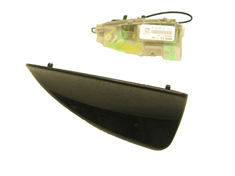 07-10 BMW E60 528i 535i 550i Roof Shark Radio Antenna Trim Cover 071019