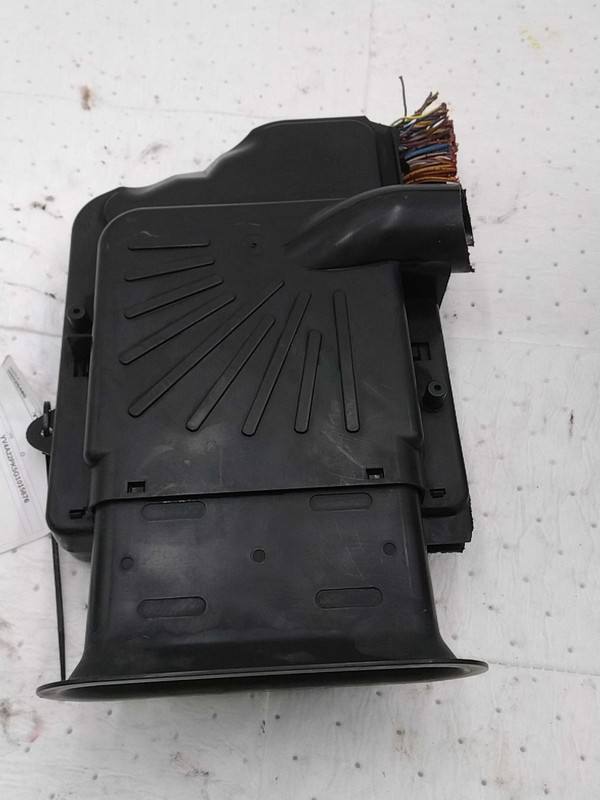 2016 Volvo XC90 Engine Control Module ECM OEM Black 104k Miles NJ25-25480-647075