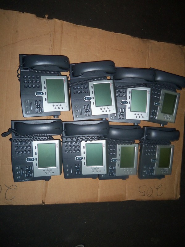Cisco IP Phone 7962, Lot of 8 *FREE SHIPPING*