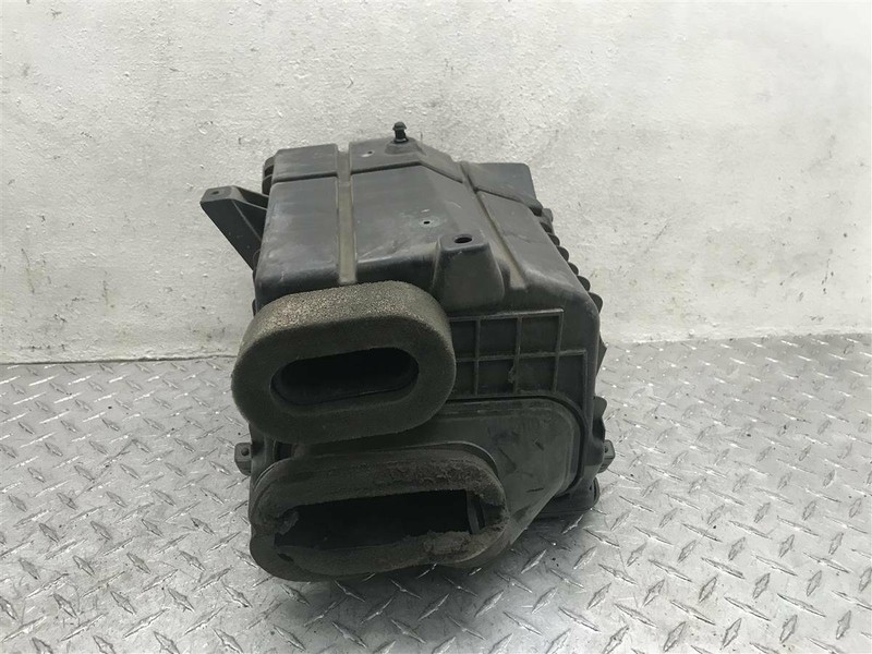 99-02 CHEVROLET SILVERADO SIERRA AIR CLEANER FILTER BOX GAS OEM 25873812
