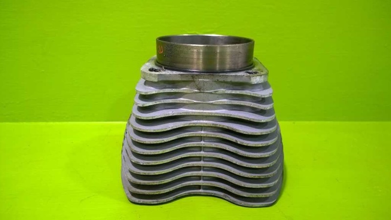 08 HARLEY DAVIDSON DYNA GLIDE FXD 1584CC CYLINDER JUG 2730-20