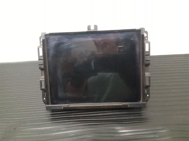 19 Jeep Cherokee Display Receiver 8.4" Screen W/O Navigation OEM 68297446AF