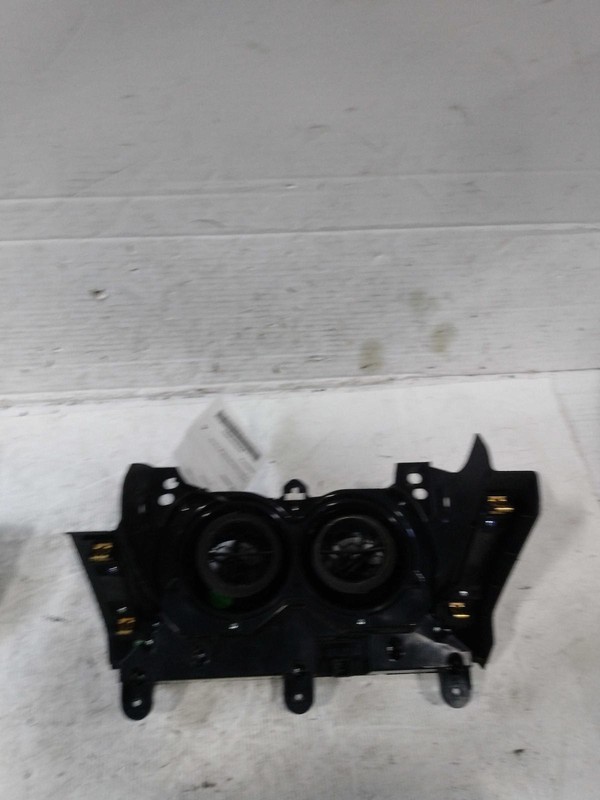 Used A/C Selector Switch fits: 2018 Chevrolet Camaro single zone opt C68 Grade A