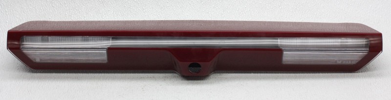 OEM GM Silverado, Sierra High Mounted Stop Lamp 84699124 Lens Crack, No Harness