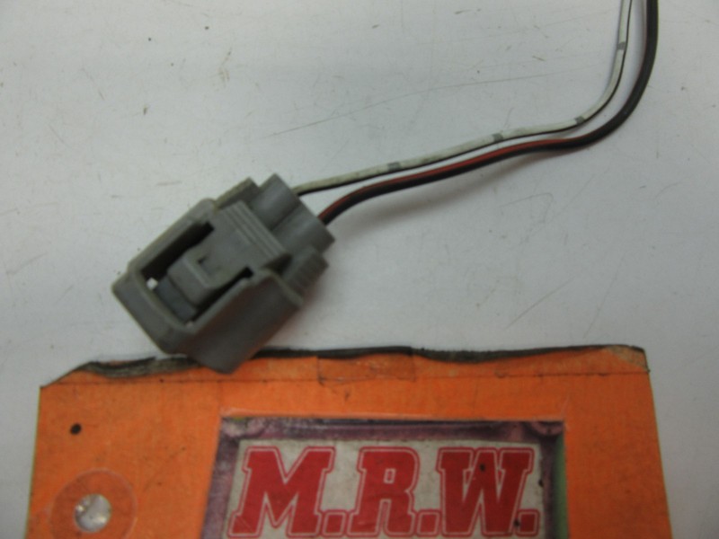 RADIATOR FAN WIRE PLUG CONNECTOR PIG TAIL LEFT DRIVER SIDE L LH LF HARNESS END
