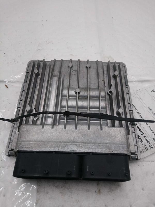 2011 BMW 328I Engine Control Module ECM OEM 12147614362 84000 Miles Black