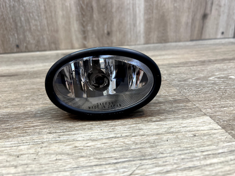 1998-2013 Honda Fit Sport Hatchback RH PASSNGER Side Fog Light Fog OEM