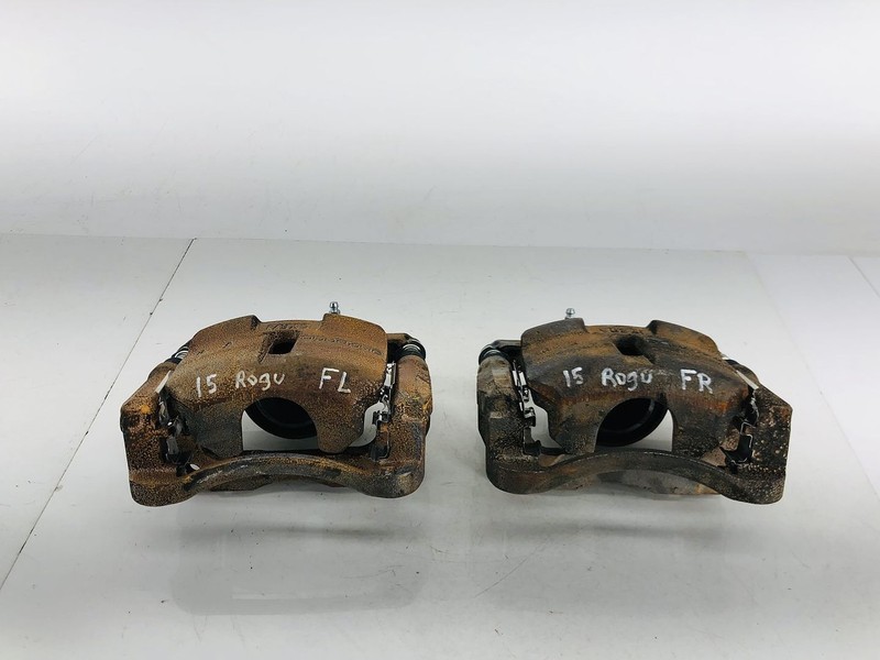 08-15 NISSAN ROGUE SELECT AWD FRONT RIGHT & LEFT SIDE ABS BRAKE CALIPER SET OEM