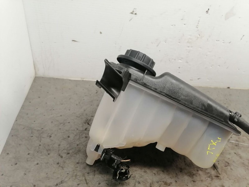 Coolant Reservoir Fits 10-19 XJ 1512447