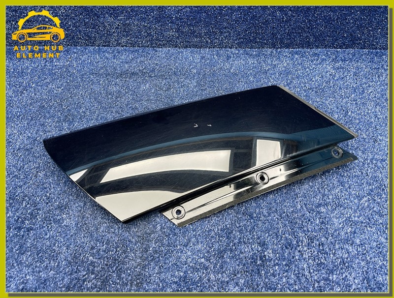20-24 Lincoln Aviator Rear right Outer Quarter Pillar Applique Trim Molding OEM