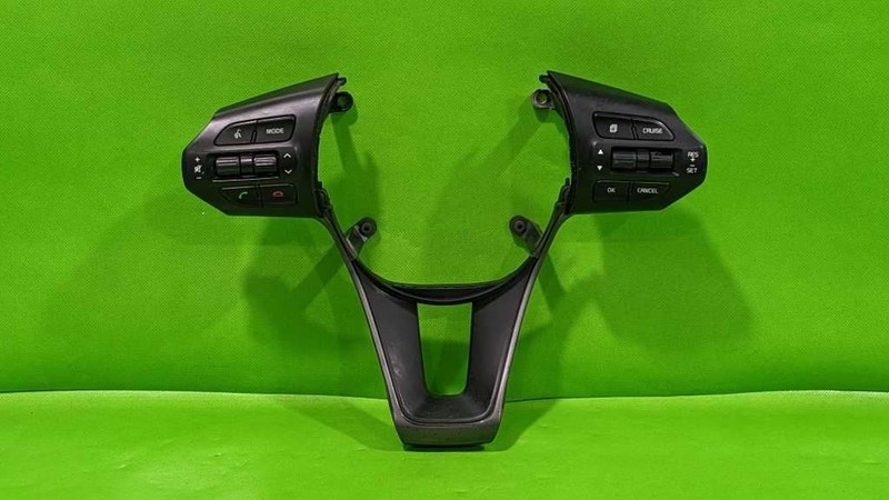 16 17 18 SORENTO CRUISE CONTROL AUDIO WHEEL SWITCH OEM 4578-9