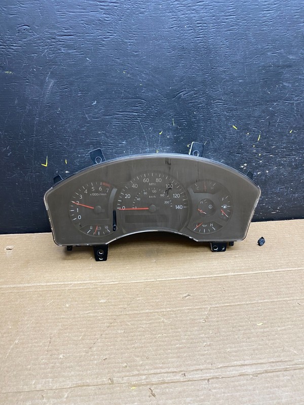2007Nissan Armada Speedometer Cluster Gauge W0279 DG