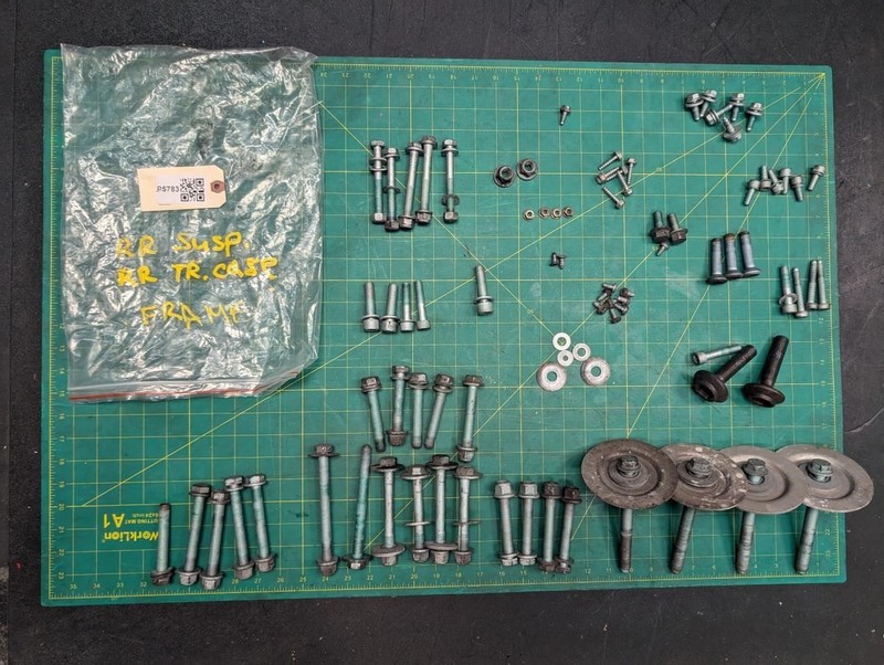 Rear Suspension + Transfer Case Bolts Set 2005 Bentley Continental GT 2003-2010