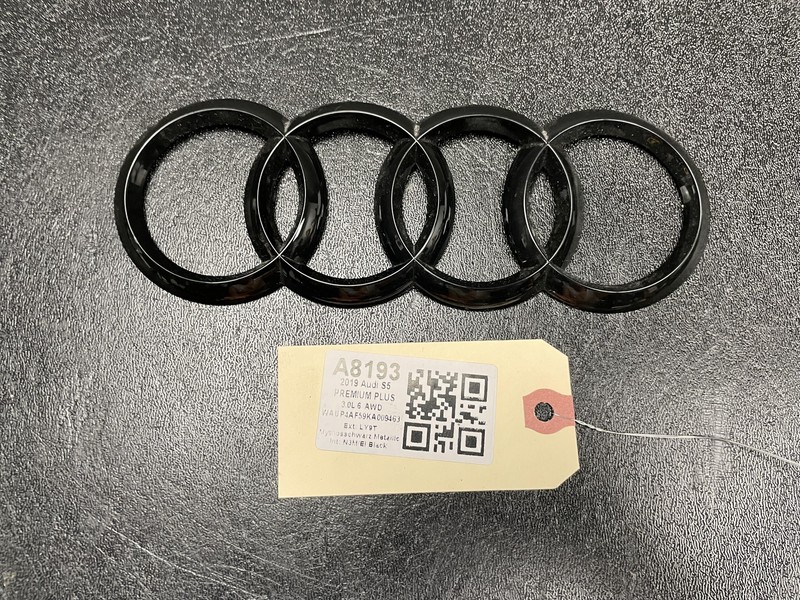 Rear Deck Lid Logo Emblem 2019 Audi S5 Coupe 8W68537422ZZ 2018 2020 2021-2023