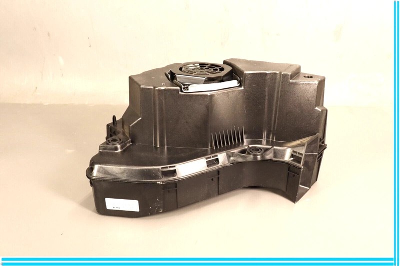 11-17 Infiniti QX56 QX80 Rear Audio Subwoofer Sub Woofer Bose 281701LA0A OEM