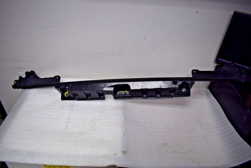 2012 LAND ROVER RANGE ROVER VOGUEL405 REAR BUMPER SUPPORT BRACKET FACTORY OEM