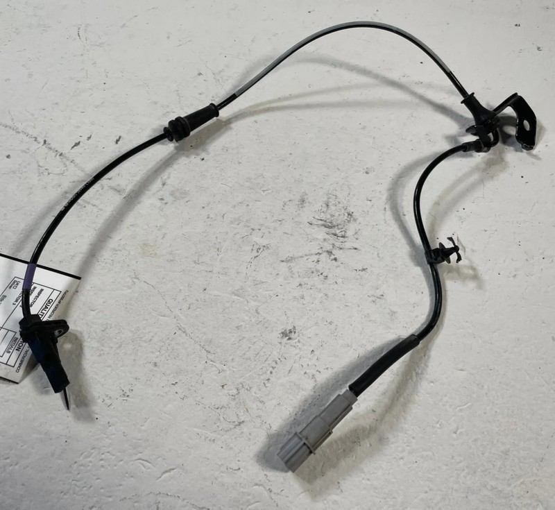 2021 - 2024 KIA K5 FRONT RIGHT PASSENGER SIDE ABS WHEEL SPEED SENSOR # 110651