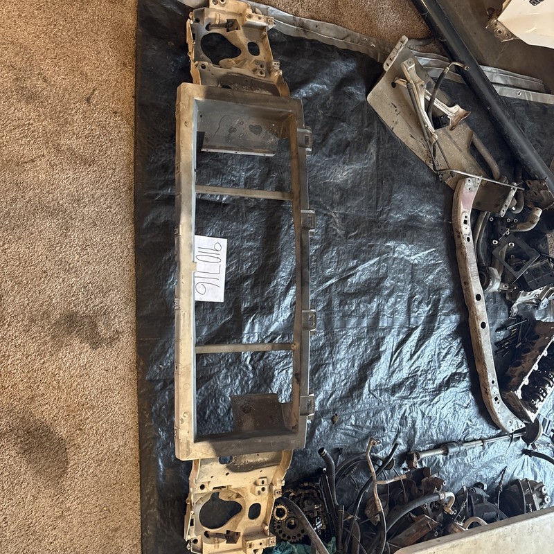 99-04 FORD F250SD PICKUP Radiator Core Support