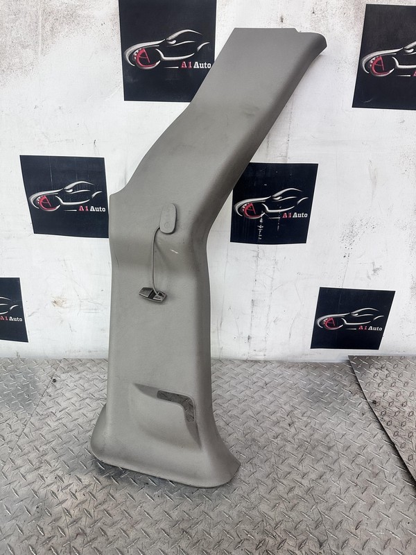 HUMMER H2 REAR DRIVER SIDE C PILLAR TRIM COVER PANEL OEM 04-07 NICE GREY