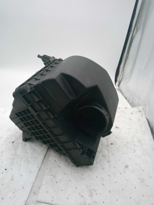 2018 KIA SORENTO Air Cleaner Assembly OEM 3.3L V6 Used 47k Miles