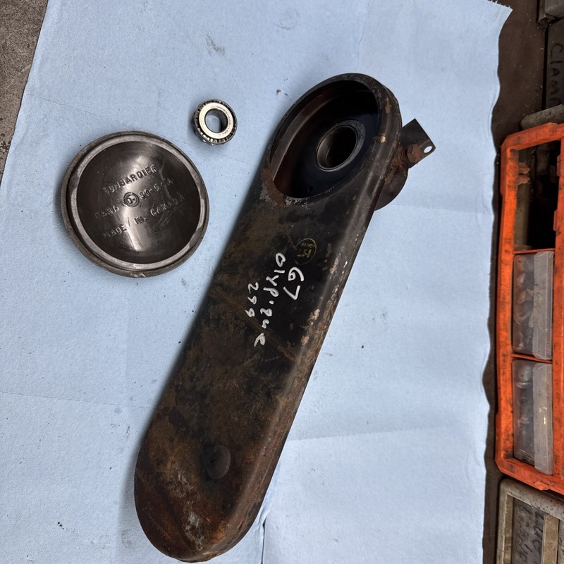 19671968? Ski-doo Olympique Vintage Snowmobile Chain Case Good
