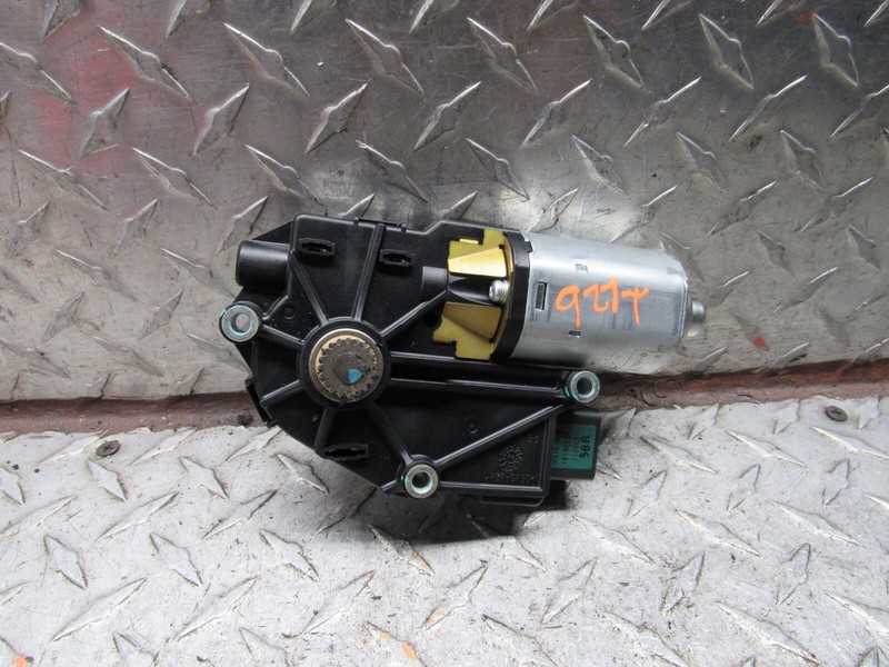 2006 NISSAN PATHFINDER FRONT SUNROOF MOONROOF POWER ROOF MOTOR OEM 0178101-AL
