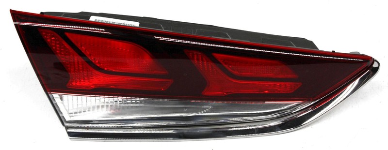 OEM Left Driver Side Halogen Tail Lamp For Hyundai Sonata (US) 92403-C2500