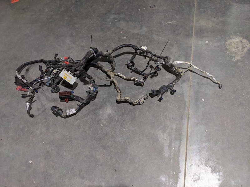 CHEROKEE2018 3.2L 4WD AT Engine Wire Harness 1159385