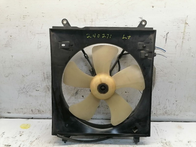 Driver Radiator Fan Motor Fan Assembly 4 Cylinder Fits 97-99 CAMRY 1538948