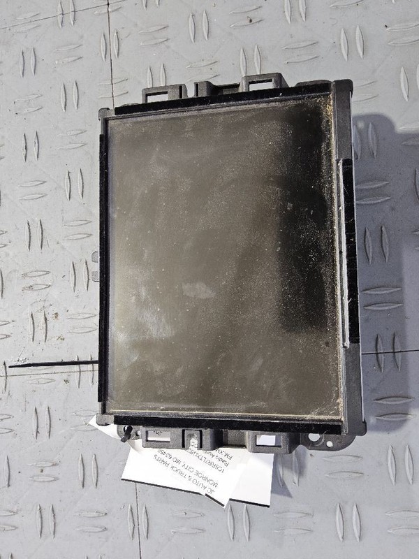 2016 Jeep Cherokee Radio Receiver 8.4" Display Screen w/o Navigation