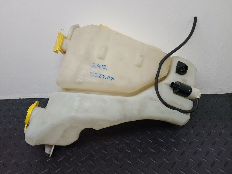 04-08 Dodge Ram 1500 Washer Coolant Reservoir OEM 55056502AC