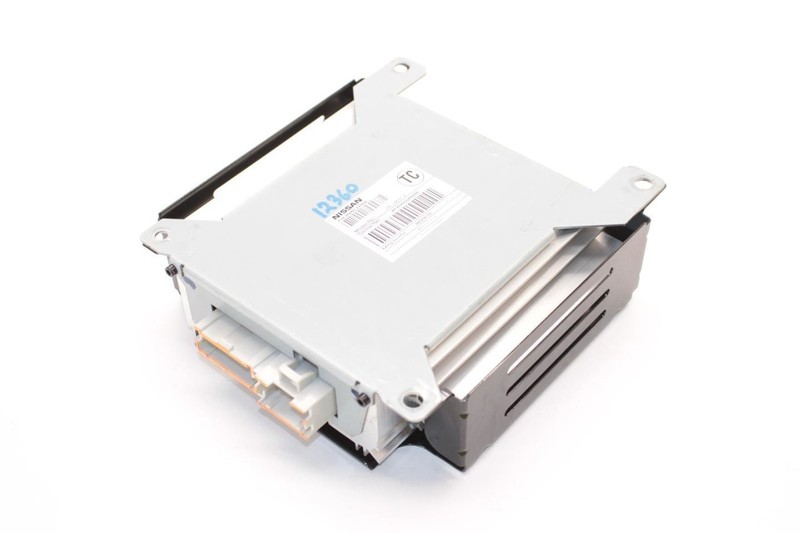 17-18 Nissan TITAN Platinum Reserve Radio Amplifier 28060EZ00A