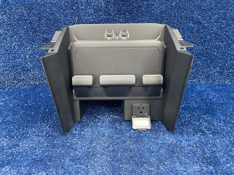 2025 RAM 1500 Wireless Charger Media Hub USB AUX 115V Outlet Bezel OEM 68253394A
