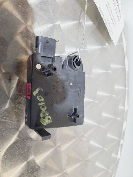REAR BUMPER CONTROL MODULE FITS 2019 TESLA MODEL 3 568585