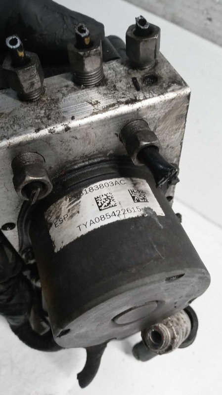 2014 Chrysler Town & Country ABS Pump & Motor Assembly OEM 68194482AC 119K Miles