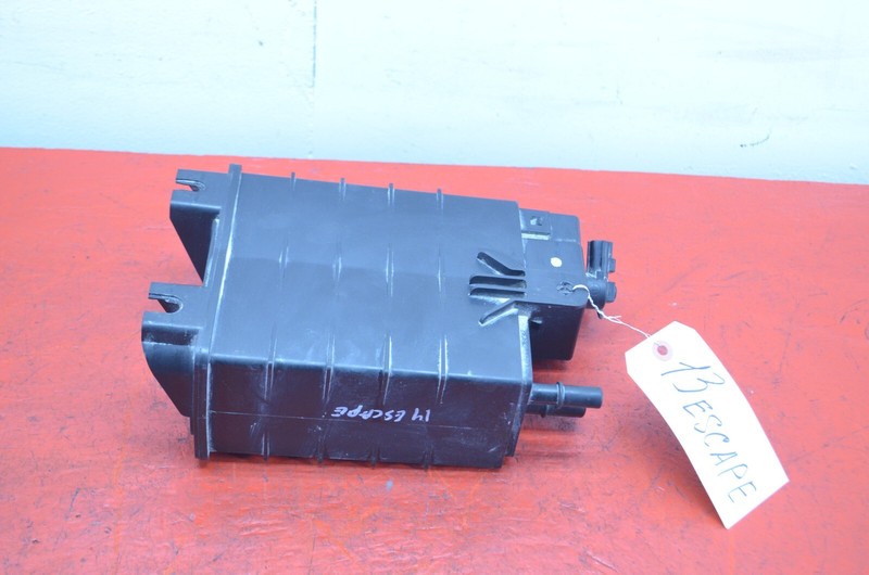 13-16 FORD ESCAPE 1.6L FUEL VAPOR CHARCOAL CANISTER OEM