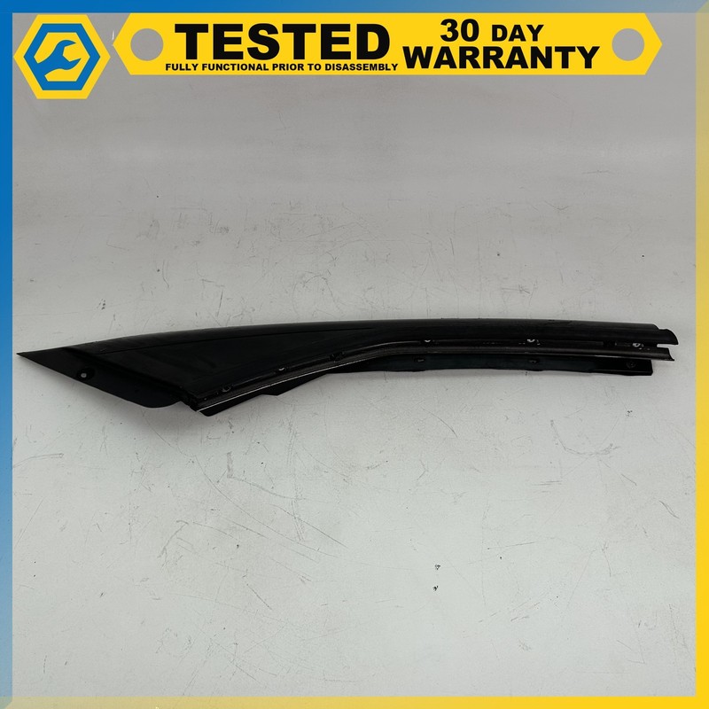05-13 Corvette C6 LEFT OUTER WINDSHIELD EXTERIOR A-PILLAR TRIM MOLDING OEM