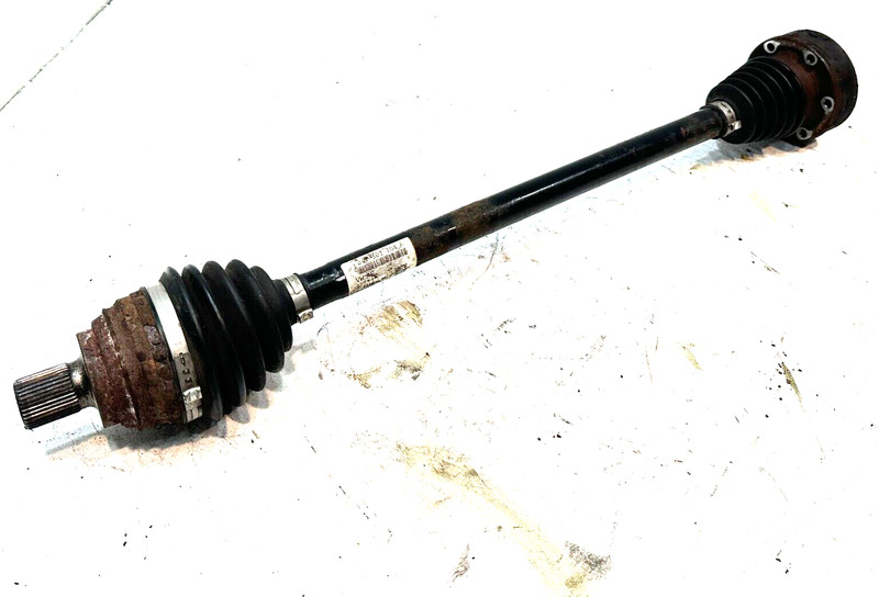 2018-2021 Volkswagen Atlas AWD Rear Passenger Side Drive Shaft Axle Assembly OEM