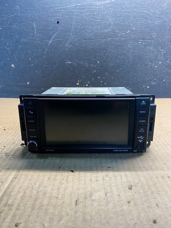 2008 2013 Jeep Dodge Chrysler Screen Display CD Player Satellite Radio AA7827 DG