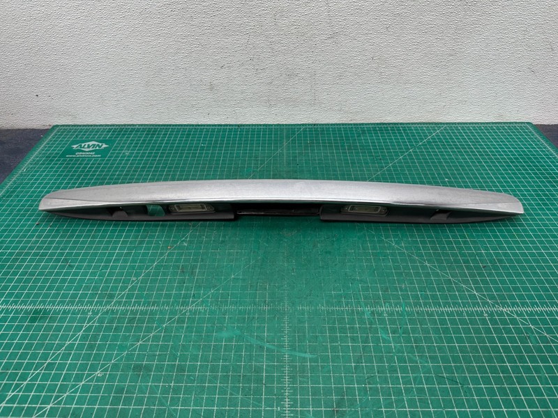 06-11 Mercedes-Benz ML350 W164 - TRUNK LID HATCH LATCH HANDLE MOLDING TRIM OEM