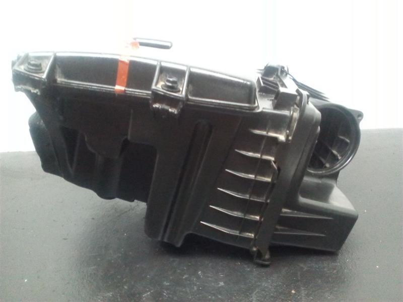 06-09 Chevrolet Uplander Air Cleaner Box OEM 15950621