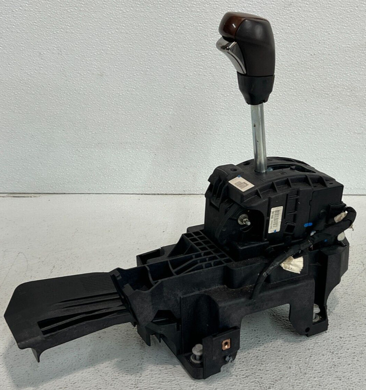 09-16 Buick Lacrosse Transmission Shifter Gear Shift Assembly OEM