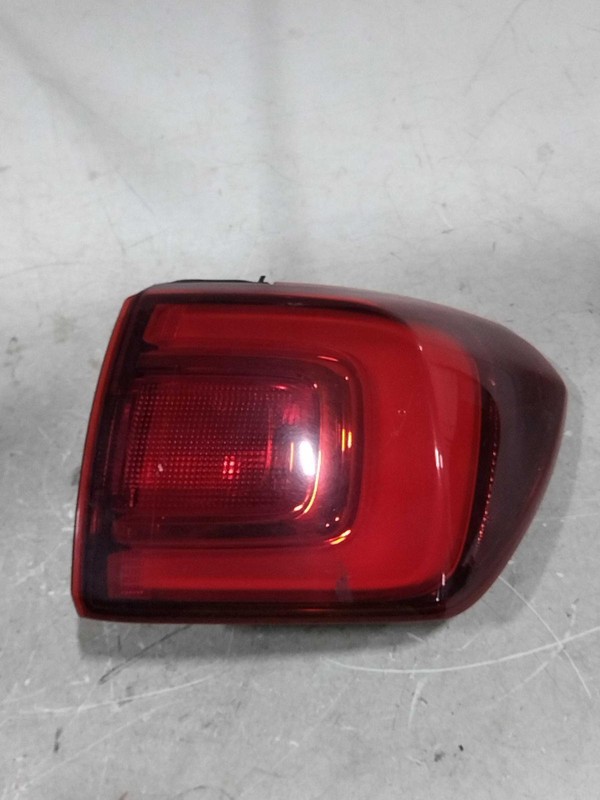 2017 GMC Acadia Right Tail Light Assembly Black OEM 646338 125K Miles