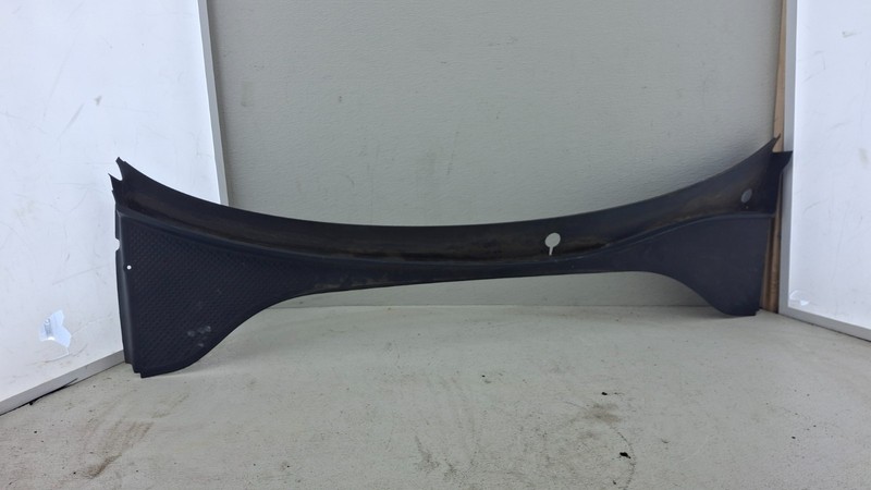 2012-2015 VW PASSAT FRONT WINDSHIELD COWL VENT GRILLE PANEL OEM